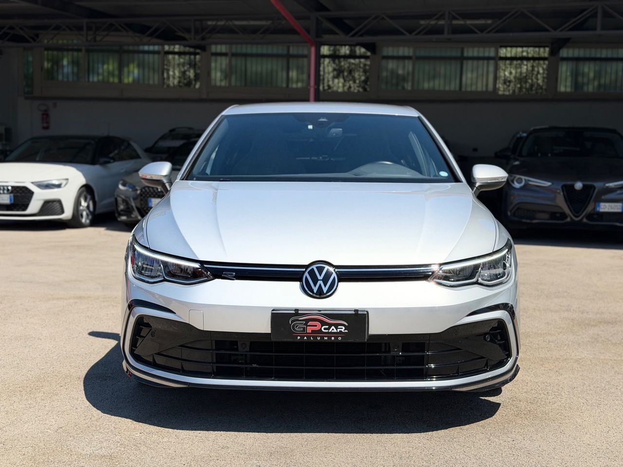 Volkswagen Golf 1.5 eTSI 150 CV EVO ACT DSG R-Li imagem 2