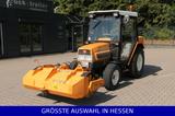 Iseki 5035 Allrad Schneeschild Kehrmaschine Kabine