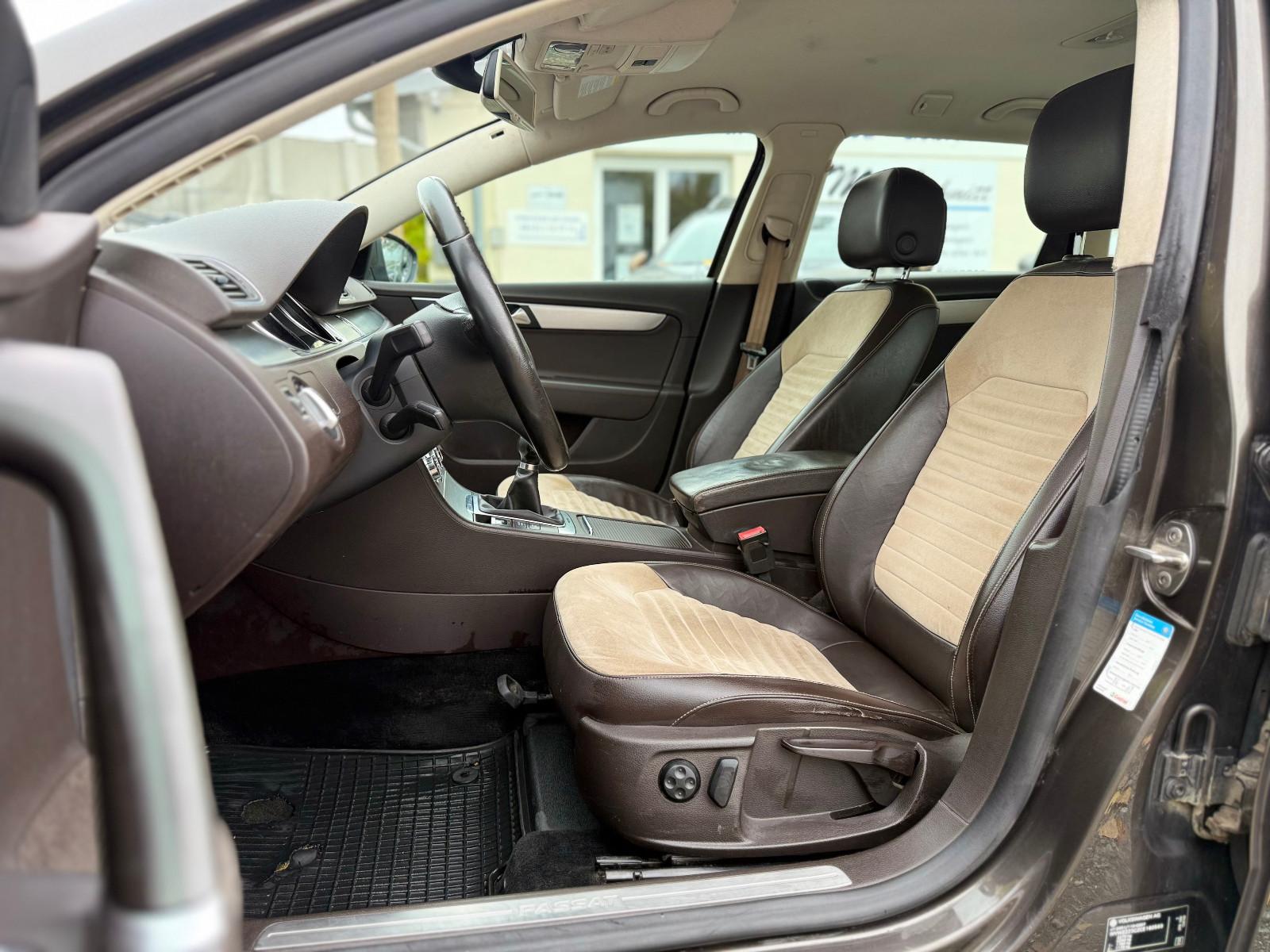 Volkswagen Passat 2012 — photo 11