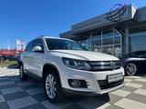 Volkswagen Tiguan BMT *LEDER*BI-XENON*PANORAMA*PDC*AHKd* - Volkswagen Tiguan in Lübeck