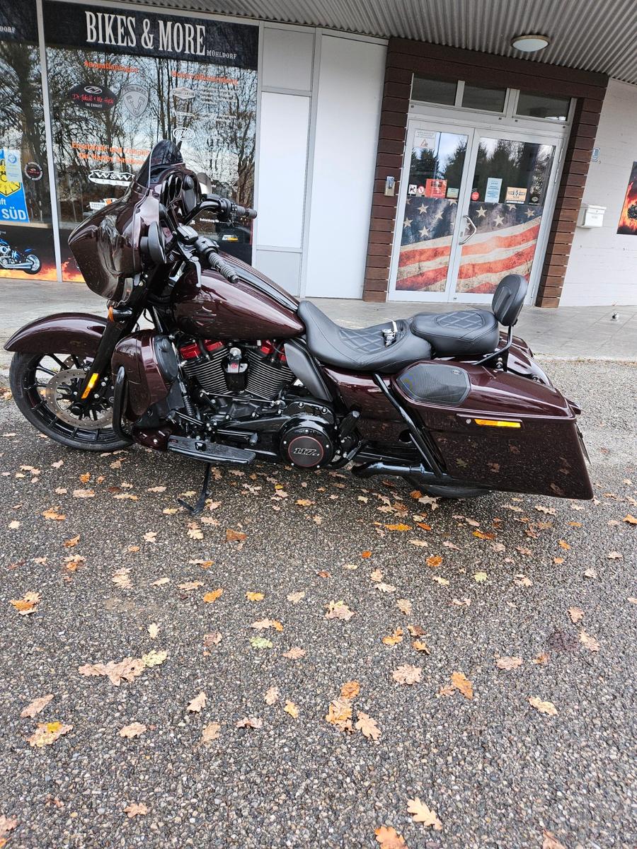 Harley-Davidson Street Glide 117 FLHXSE CVO mit Gewährleistung