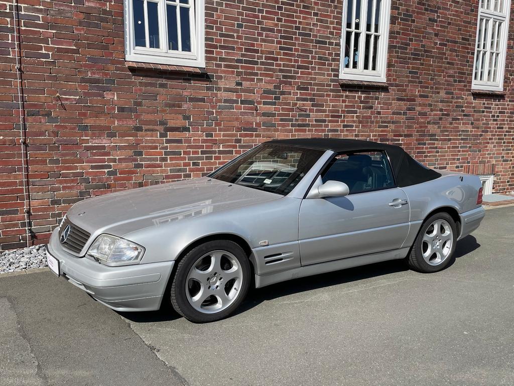 Mercedes-Benz SL 320