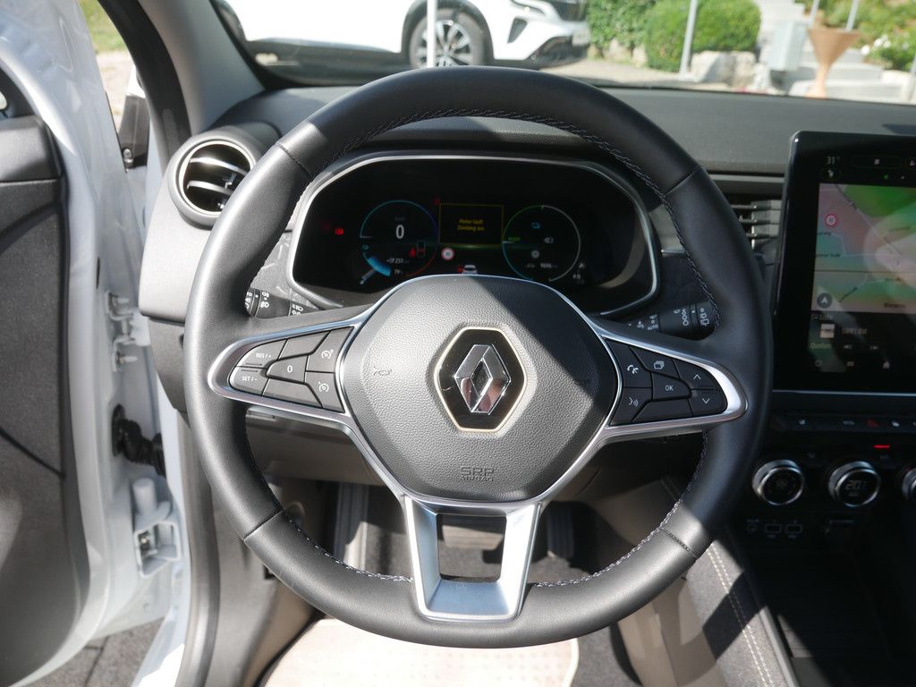 Fahrzeugabbildung Renault ZOE E-TECH Iconic KLIMA PDC SHZ KAMERA BOSE LED