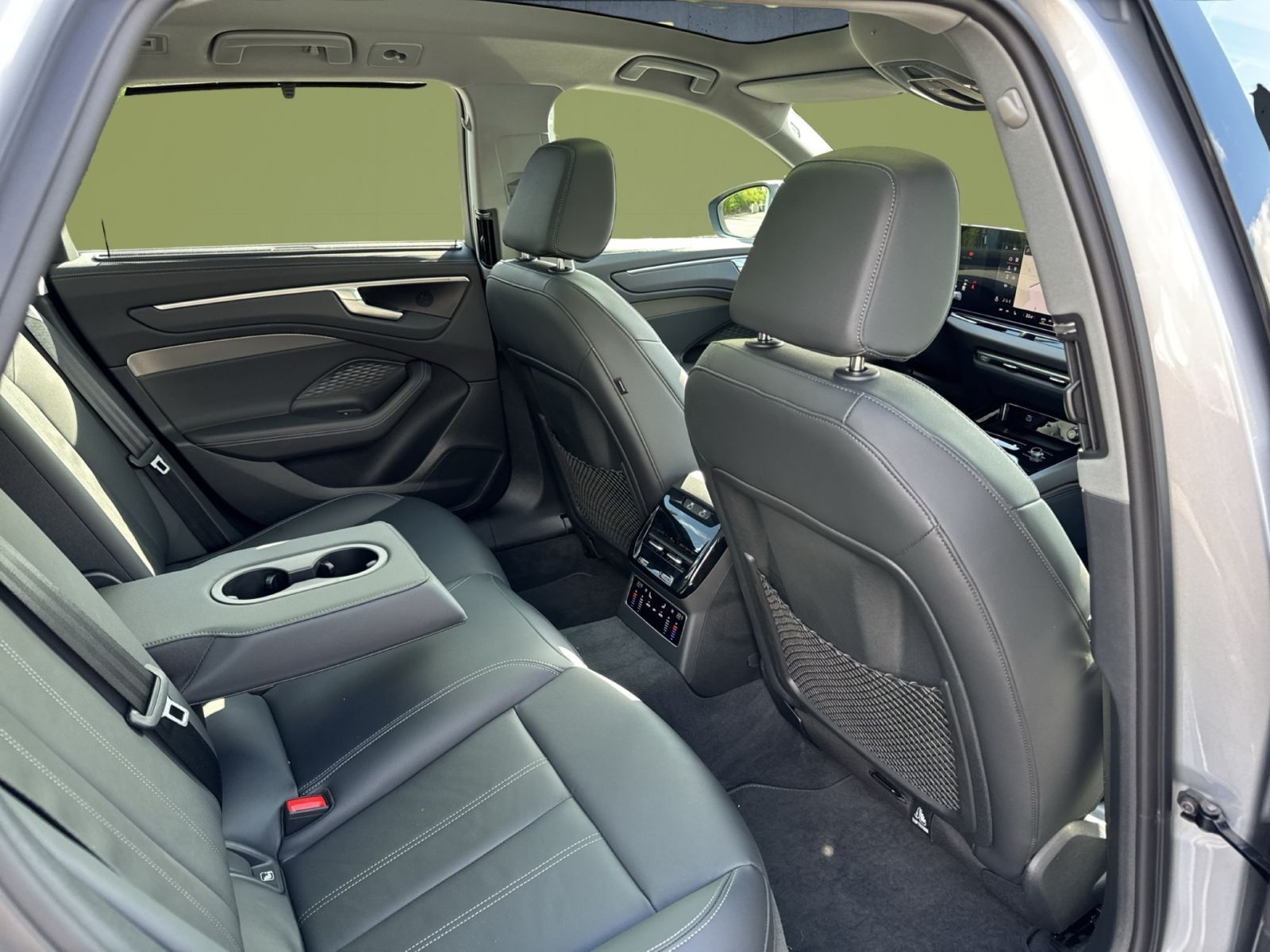 Audi A6 - Bild 19