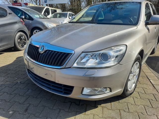 Skoda Octavia 2.0 TDI DSG Elegance Combi