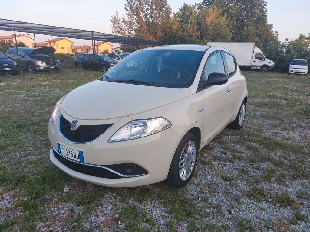 Image of Lancia Ypsilon