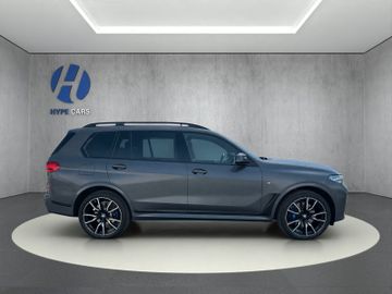 BMW X7 - 7
