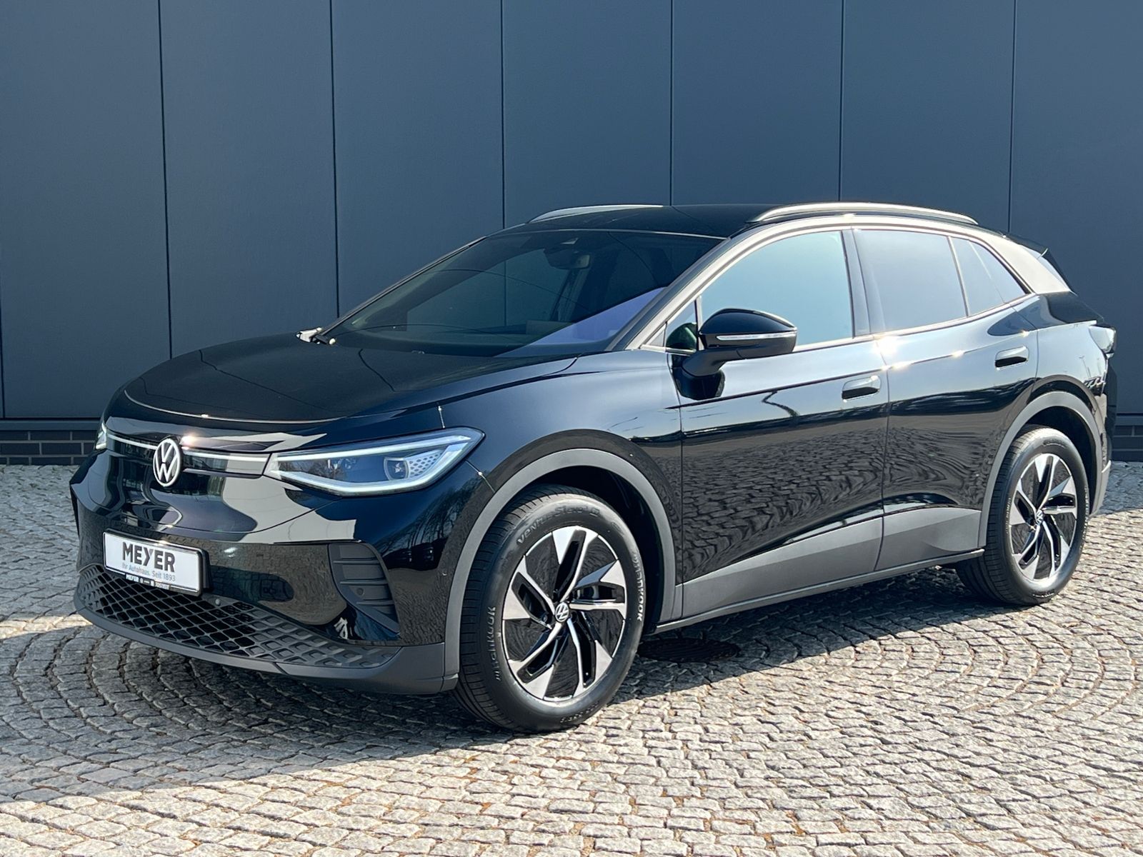 Fahrzeugabbildung Volkswagen ID.4 Pro 210 kW *Infotainment-Paket, Design-Pake