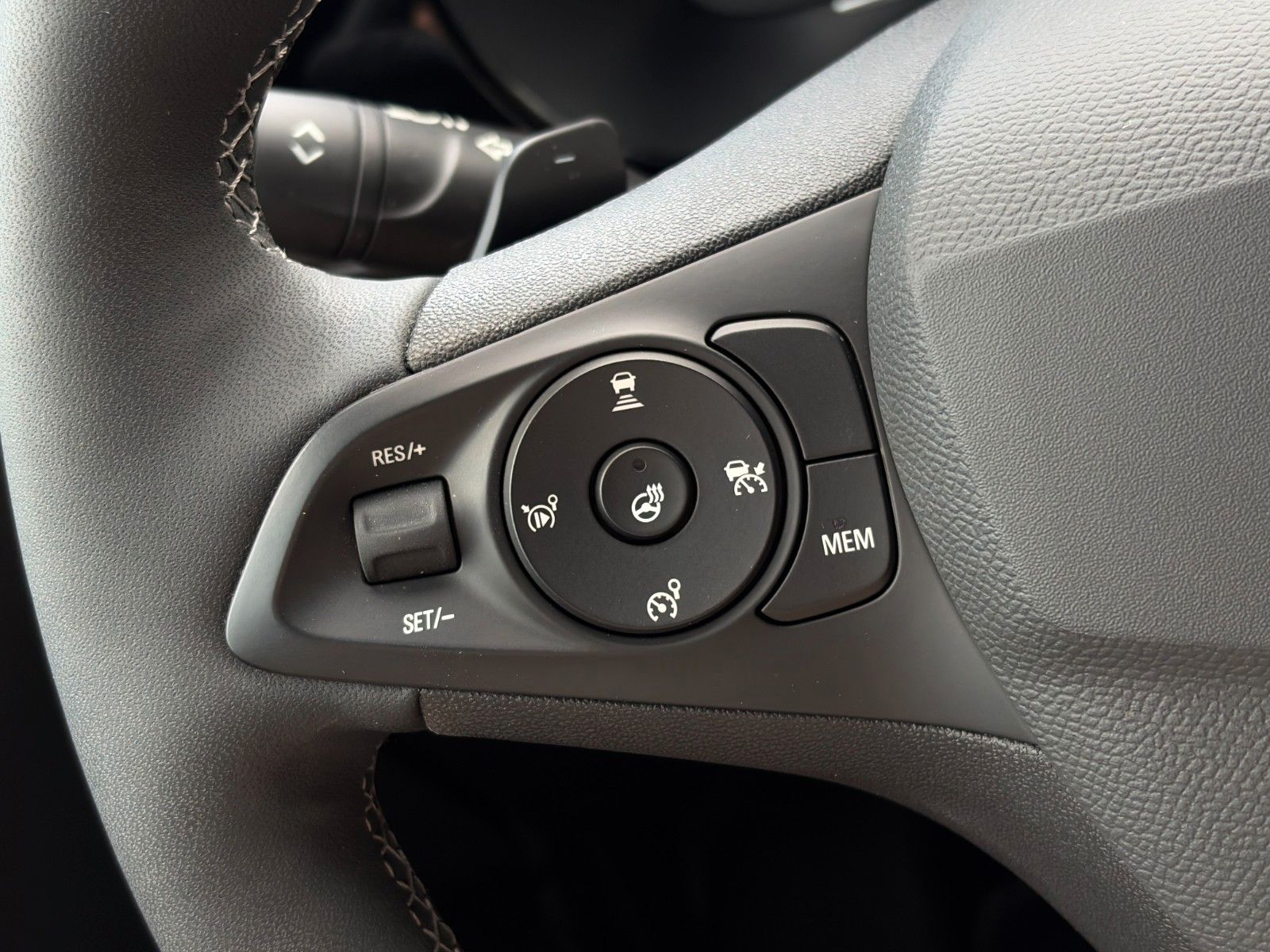 Fahrzeugabbildung Opel Corsa F GS 1.2 Turbo Kamera ACC SHZ LHZ CarPlay