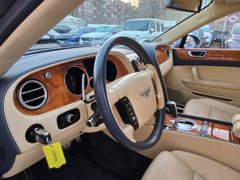 Fahrzeugabbildung Continental Flying Spur 6.0 W12