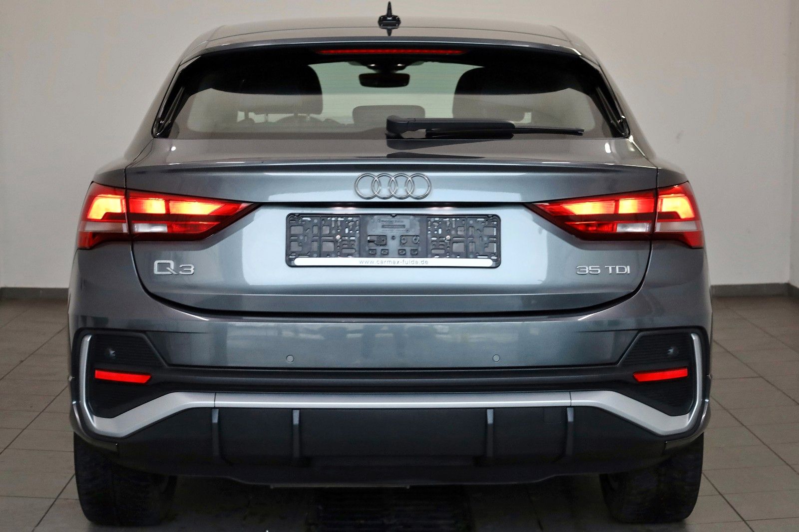 Fahrzeugabbildung Audi Q3 Sportback 35 TDI S line,Leder,Navi,LED,SH,PDC