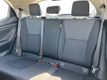 Toyota Yaris - 11