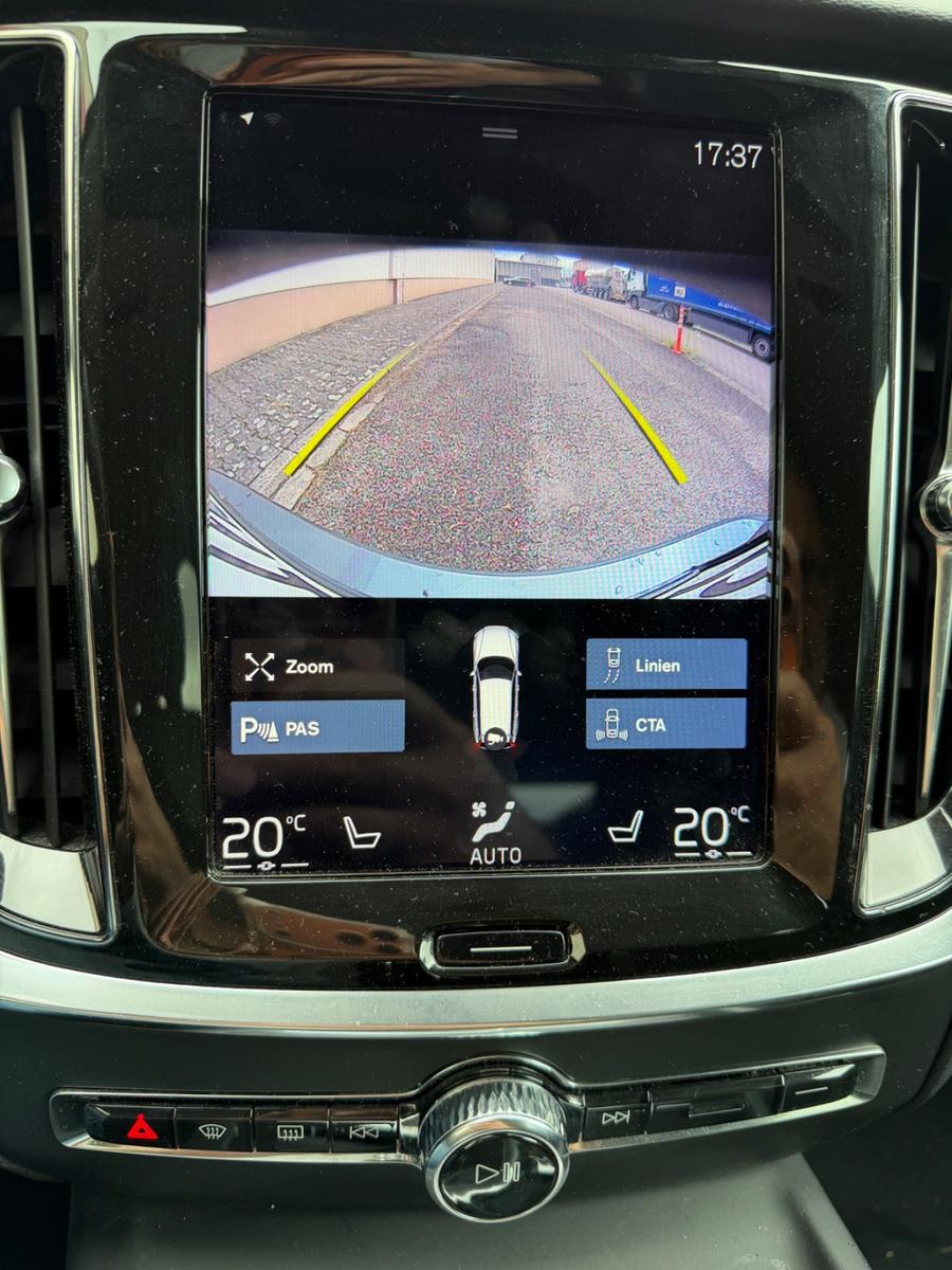 Volvo V60 D4 Momentum Pro Aut. F-LED+NAVI+SHZ+BLIS+CAM