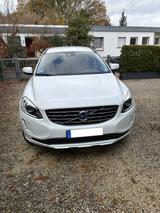 Volvo XC60 D4 AWD Geartronic Momentum - Volvo XC60 in Osnabrück