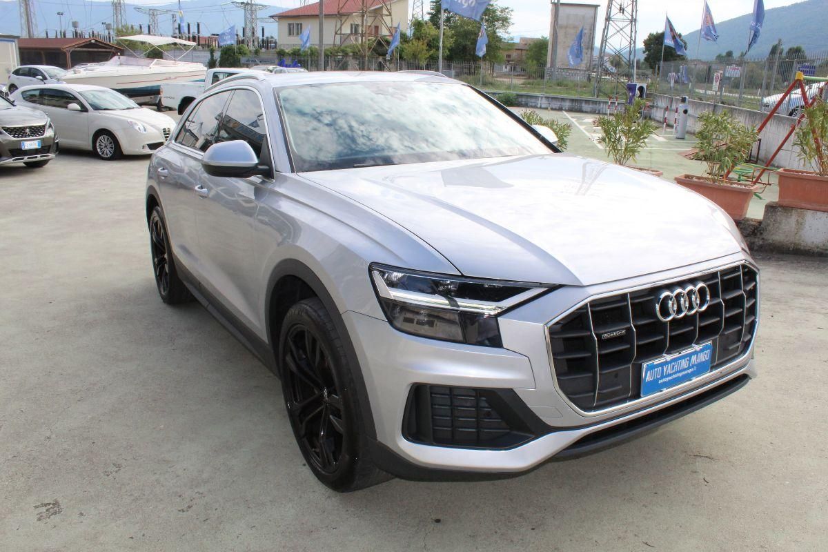 Audi AUDI - Q8 - 50 TDI 286 CV quattro tiptronic imagem 3