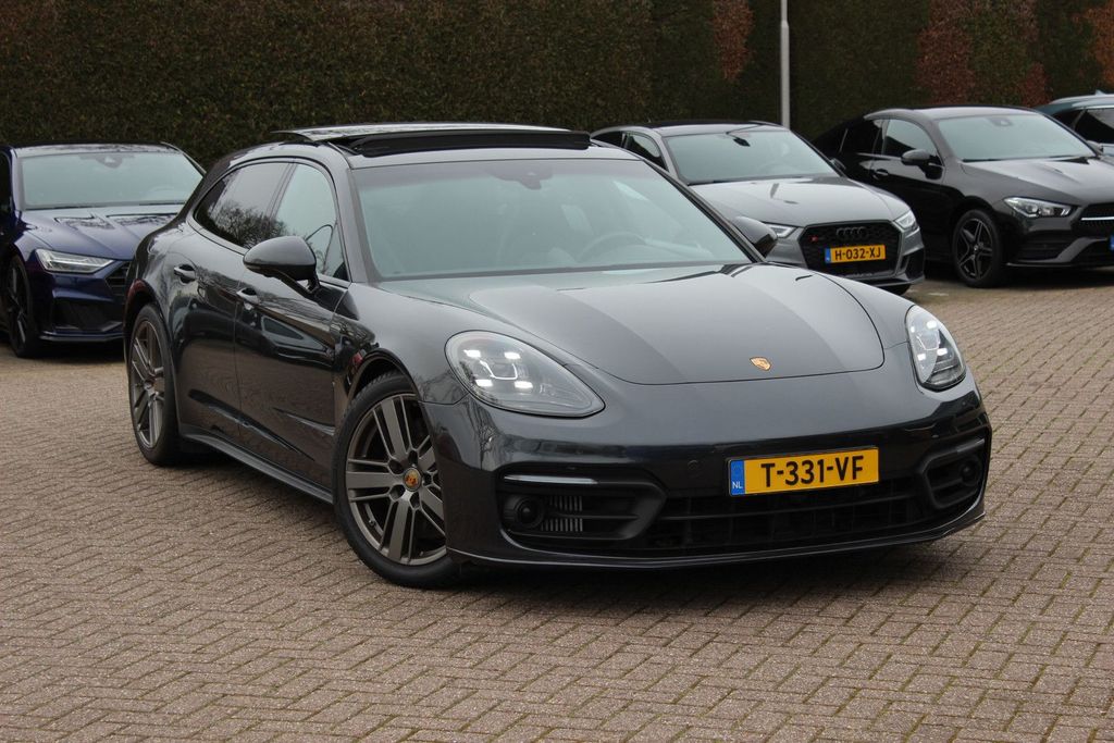 Image of Porsche Panamera