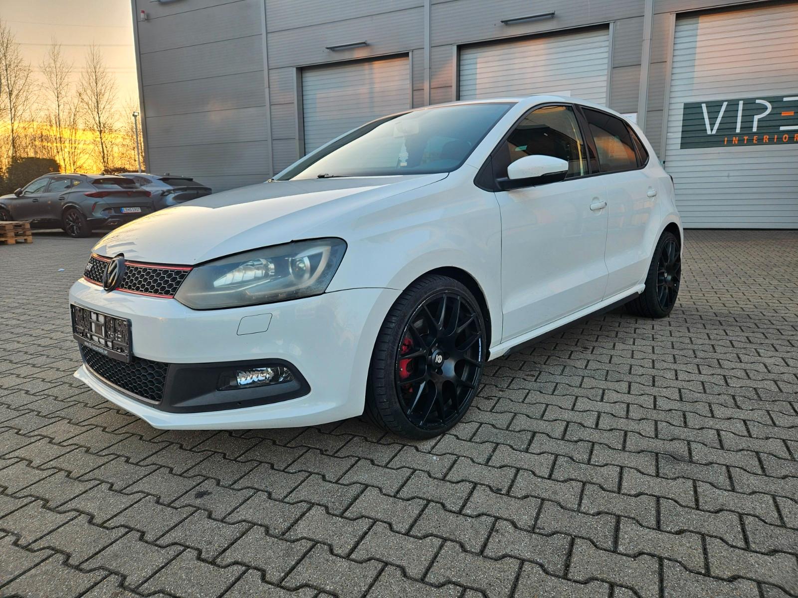 Volkswagen Polo 1.4 TSI DSG GTI