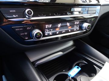 BMW 520 - 12