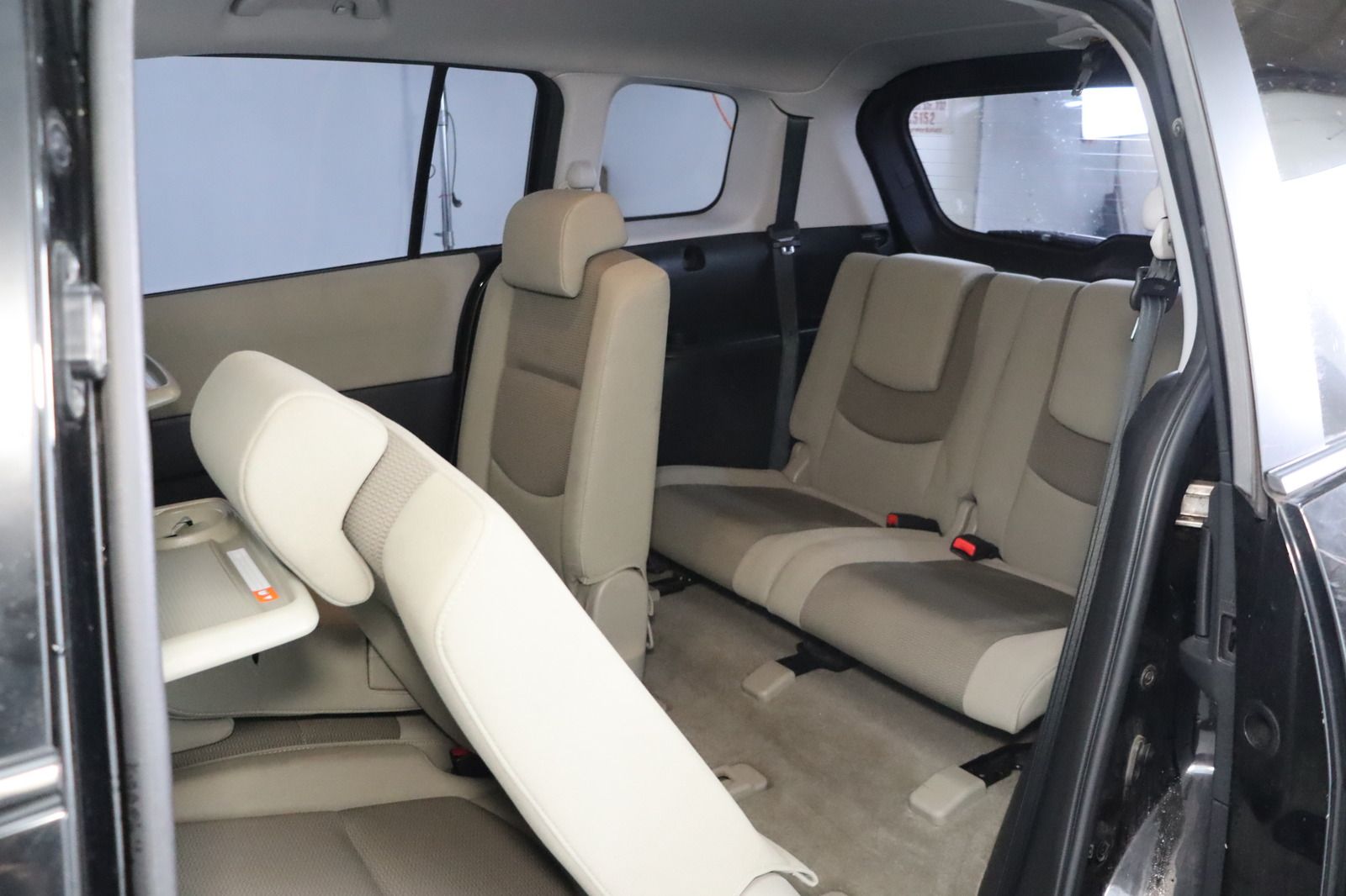 Fahrzeugabbildung Mazda 5 1.8 Comfort * Sitzhg. * Klima * 7-Sitzer