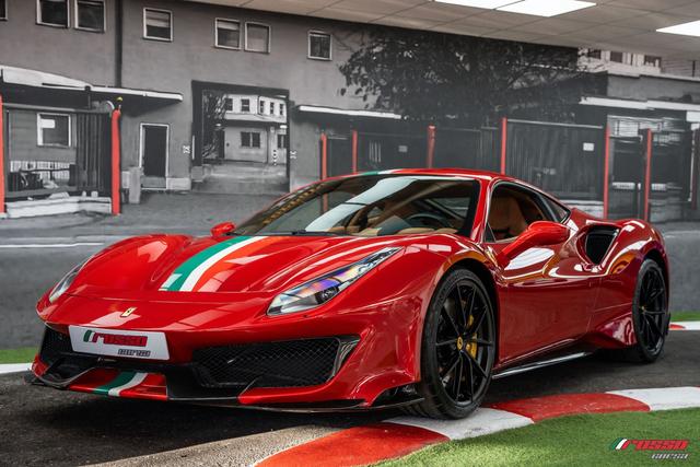 Ferrari 488 Pista *ITALIAN SOUL . UNMATCHED PERFORMANCE*