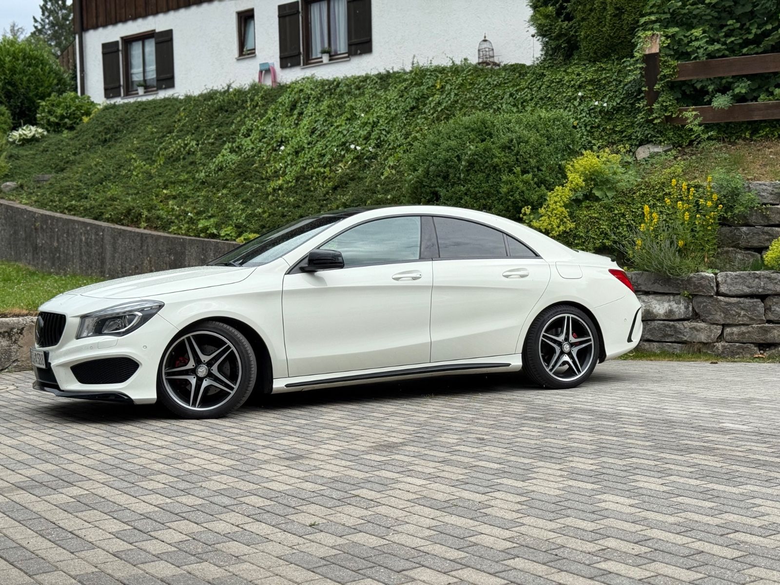 MERCEDES-BENZ CLA 220 d 4MATIC DCT AMG Line AMG Line