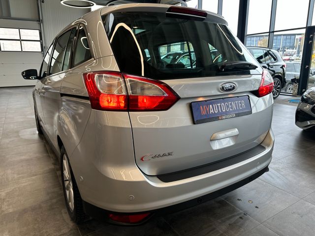 Ford Grand C-MAX Titanium *Pano*Navi*7Sitzer*