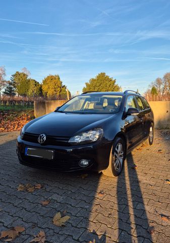 Volkswagen Golf VI  1.Hand/Euro 5/TÜV/Pano...