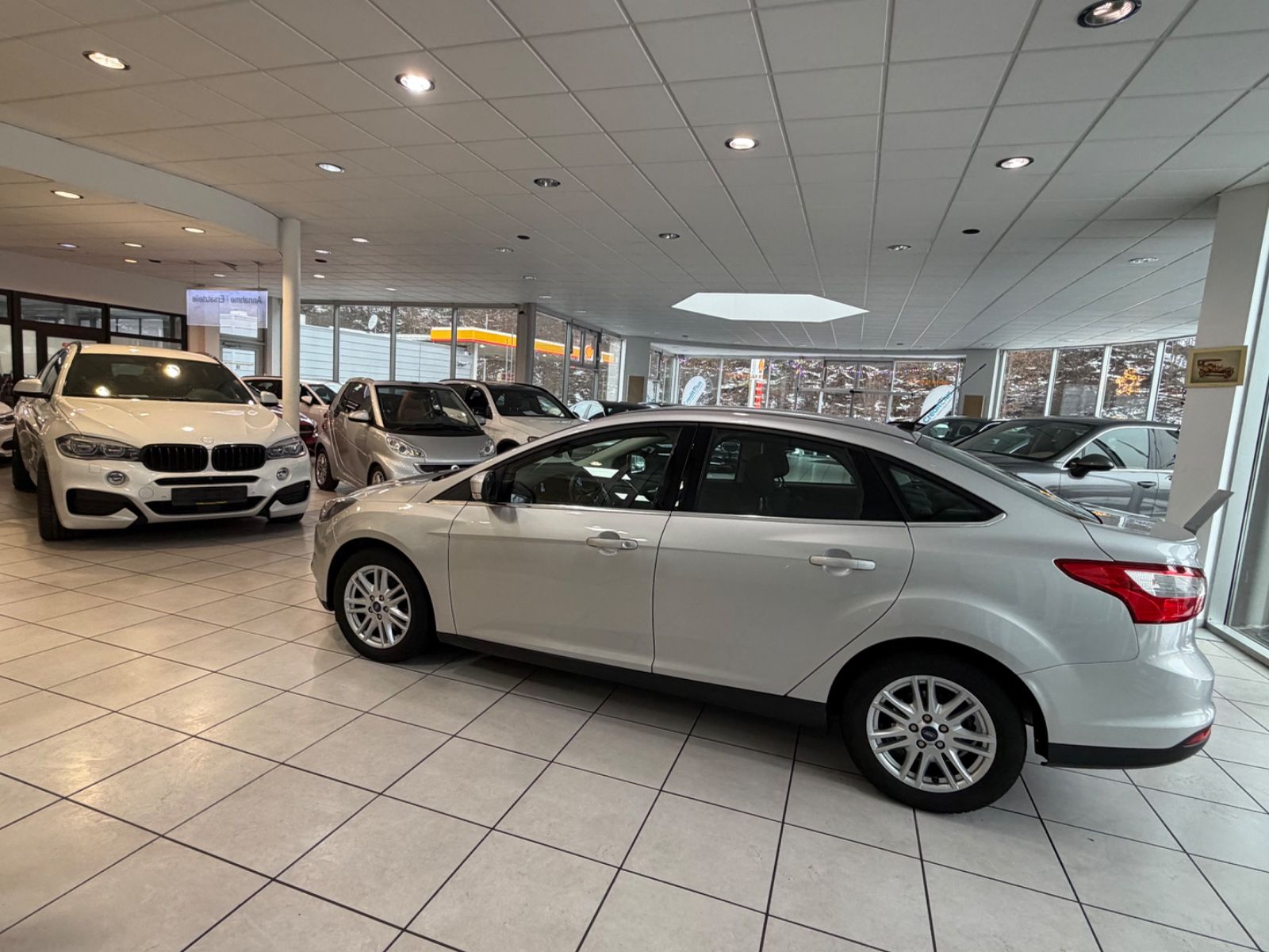 Fahrzeugabbildung Ford Focus Lim. Titanium