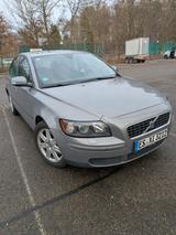 Volvo S40 2.4i 125kW mit Benzin + Autogas - Anlage - Volvo S40: 2.4