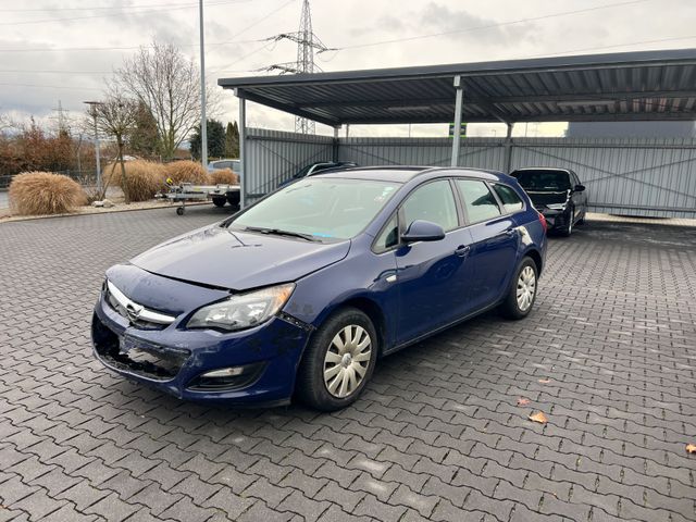 Opel Astra J Sports Tourer Selection