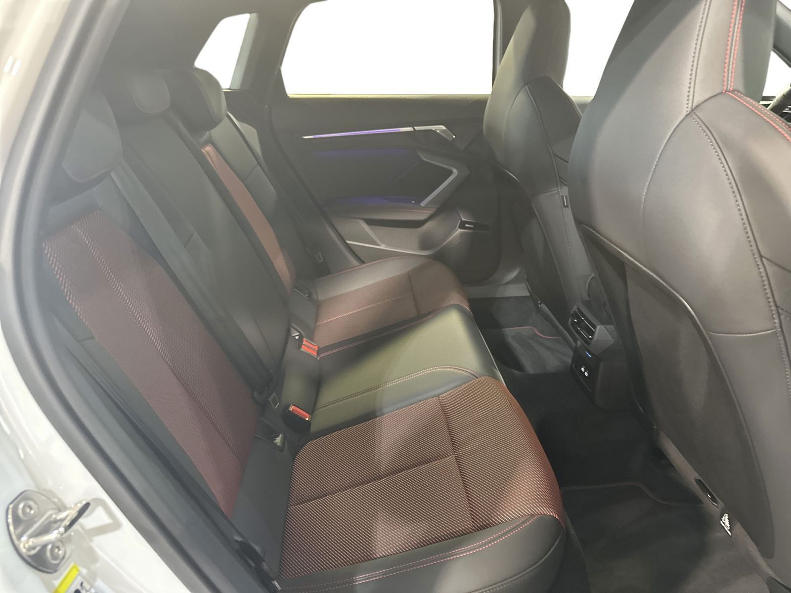Audi A3 Sportback 40 TFSI QU S LINE PANO AHK HUD SONO foto 12