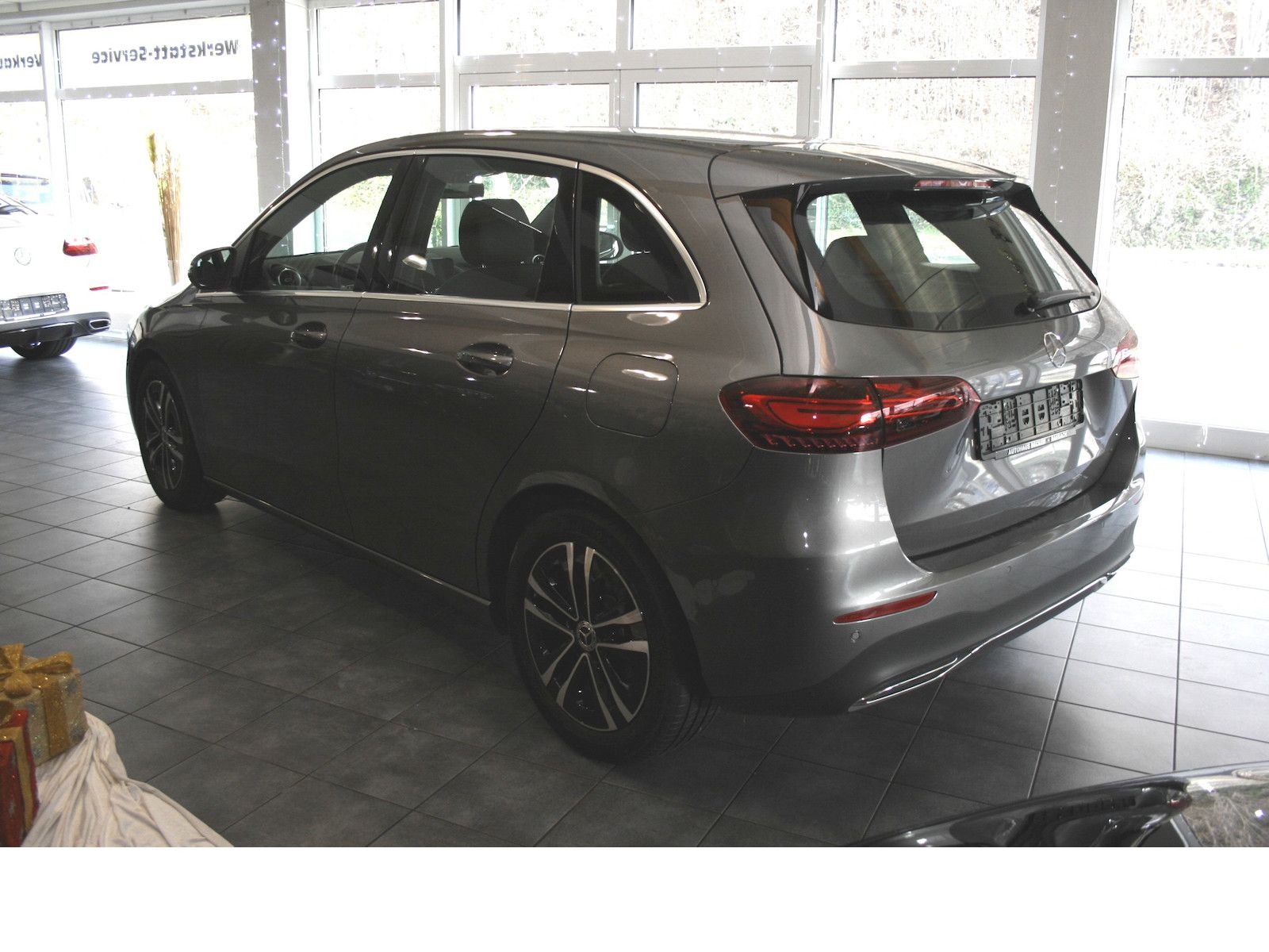 Fahrzeugabbildung Mercedes-Benz B 180 Progres. Advanced *Winter-Paket*LED*Kamera