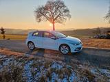 Volkswagen Golf 1.4 eHybrid OPF DSG Style Garantie - mit Hybrid-Antrieb: Alcantara, Garantie
