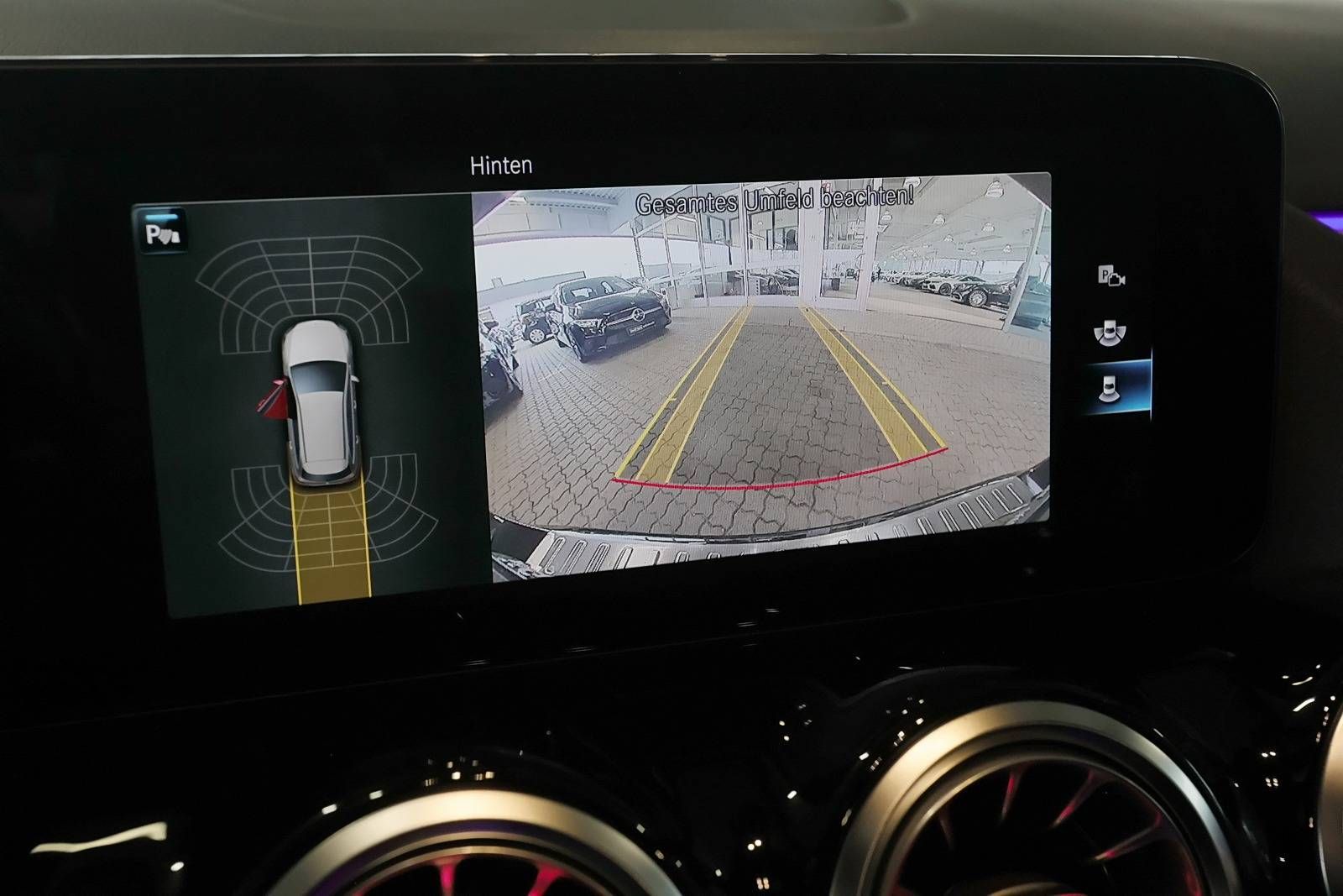 Mercedes-Benz B 180 TOTWINKEL+SPURHALTE+CARPLAY+KAMERA+LED+17" foto 10