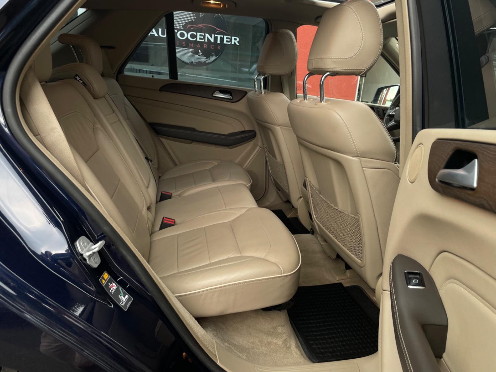 Mercedes-Benz ML 350 4Matic AMG /S-DACH/R-KAMERA/MEMORY/LEDER