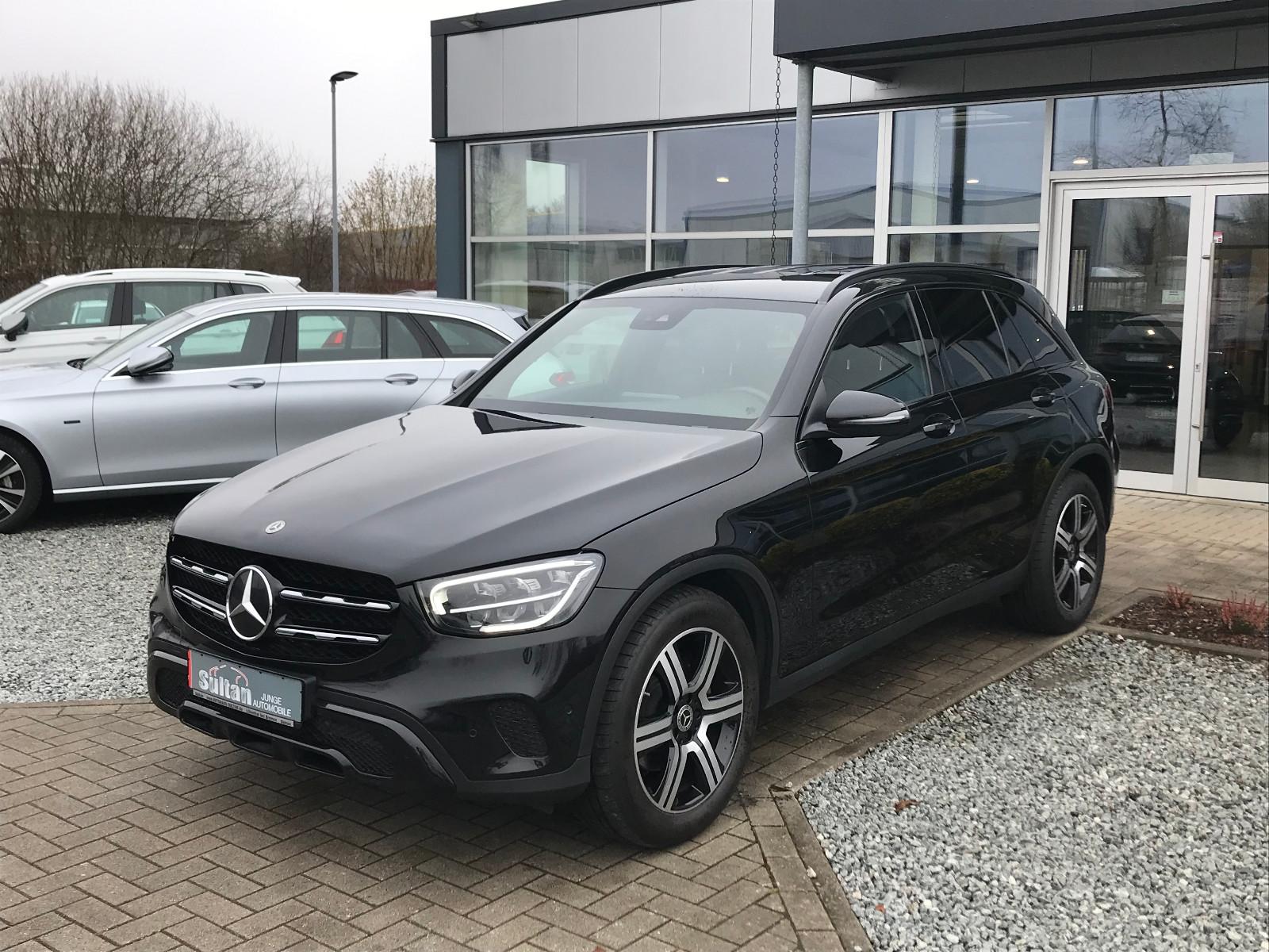 Mercedes-Benz GLC 220 d 4M Night Leder Kam AHK Dist. 19" Luftf