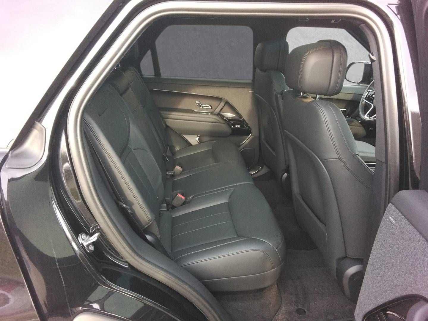 Fahrzeugabbildung Land Rover Range Rover Sport D250 SE