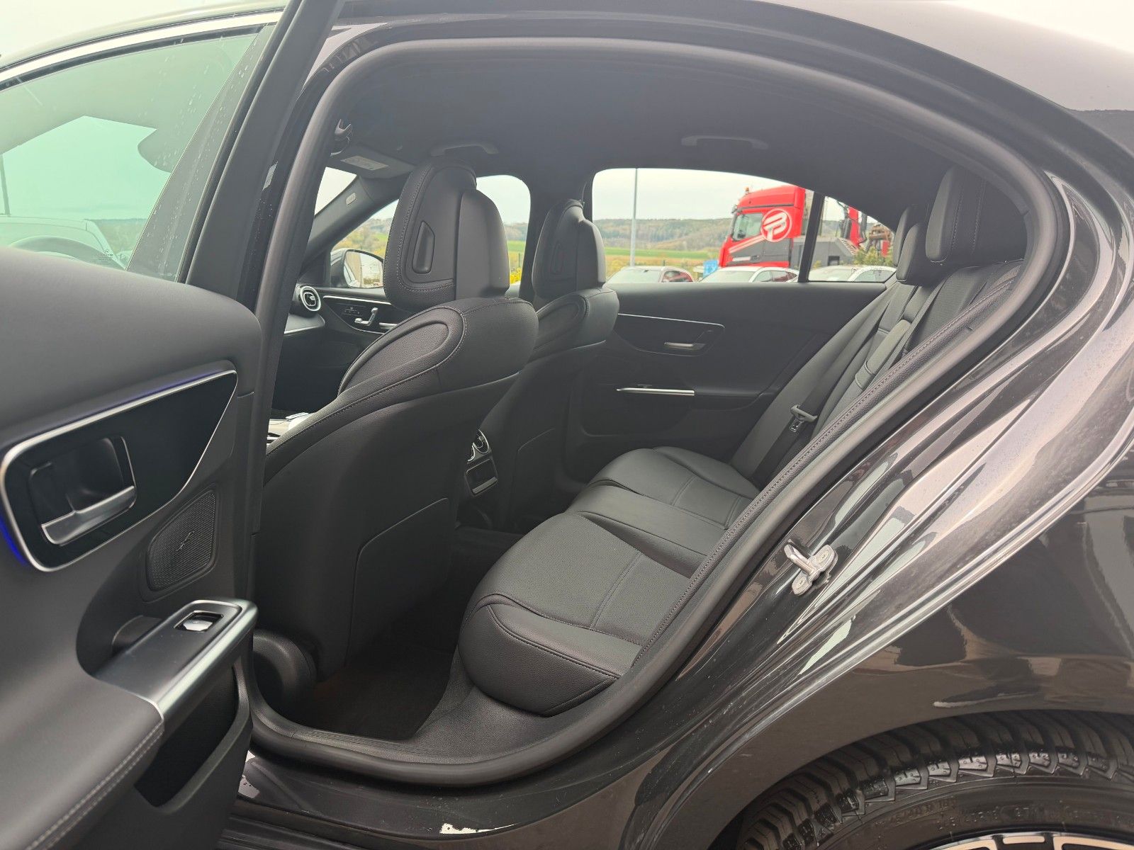 Fahrzeugabbildung Mercedes-Benz C 200d Avantgarde+Dirstr+Memory+Digital+TotW+