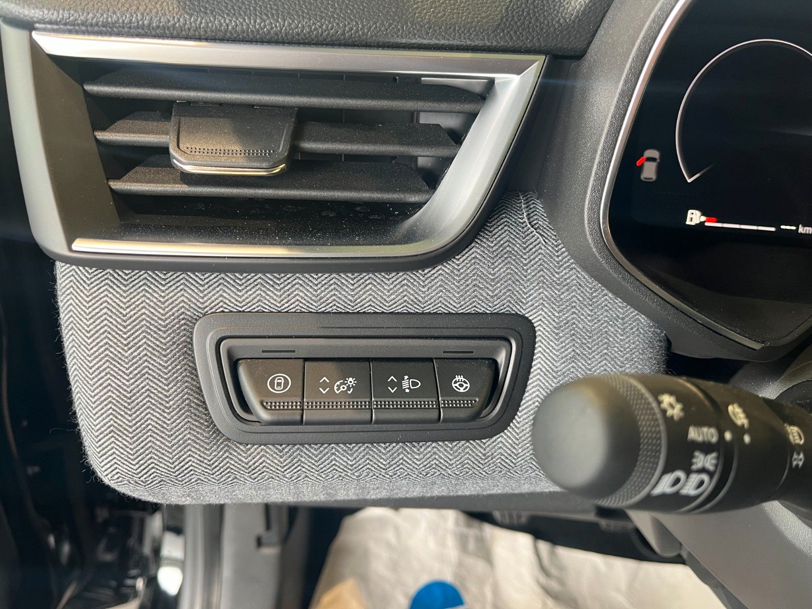 Fahrzeugabbildung Renault Clio TCe 90 Kiss