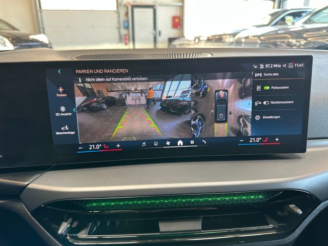 BMW 318i  Touring *Parkass.*Led*elek. Heck*