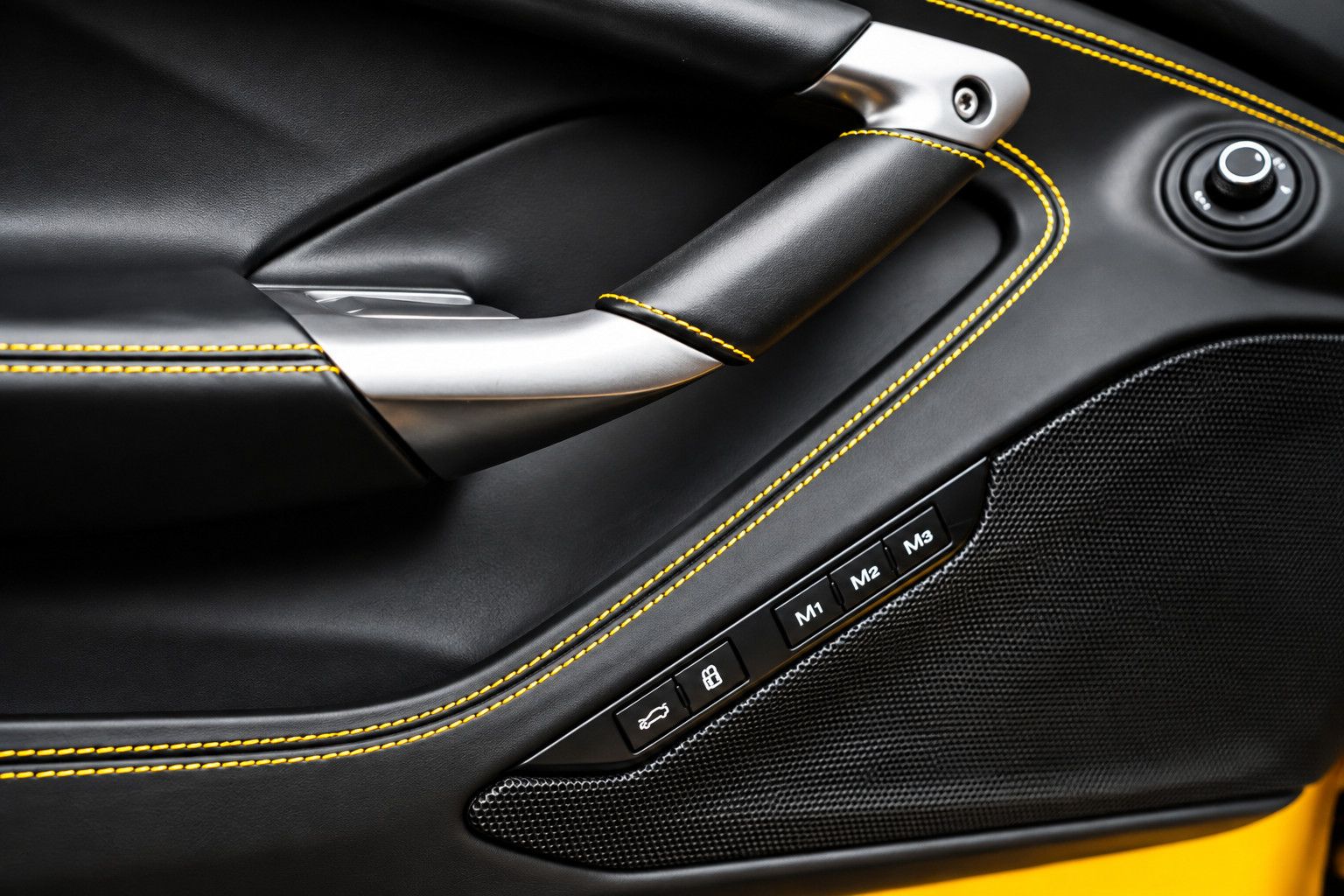 Fahrzeugabbildung Ferrari F8 Spider Giallo Modena *Lift*Carbon*Kamera*