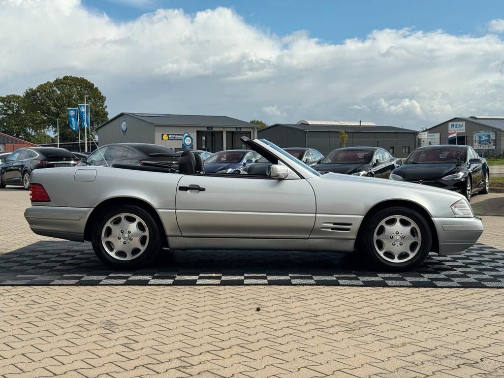 Mercedes-Benz SL 320