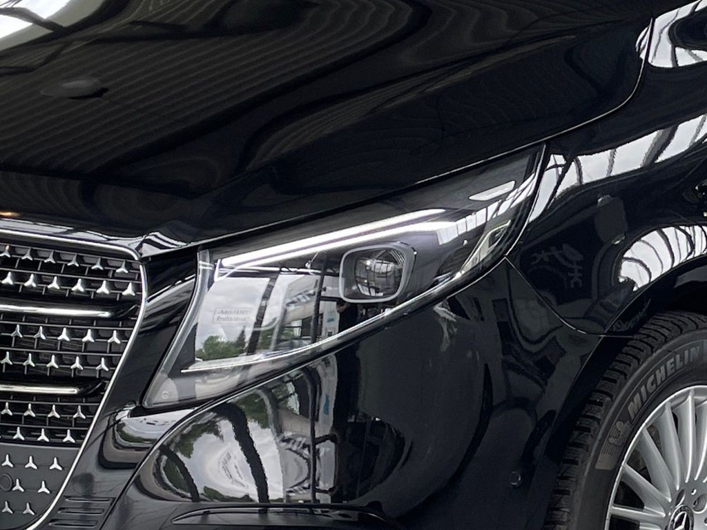 Fahrzeugabbildung Mercedes-Benz V 300 d AVG/Extralang 4x4 STHZ, AHK, 360°, SHZ