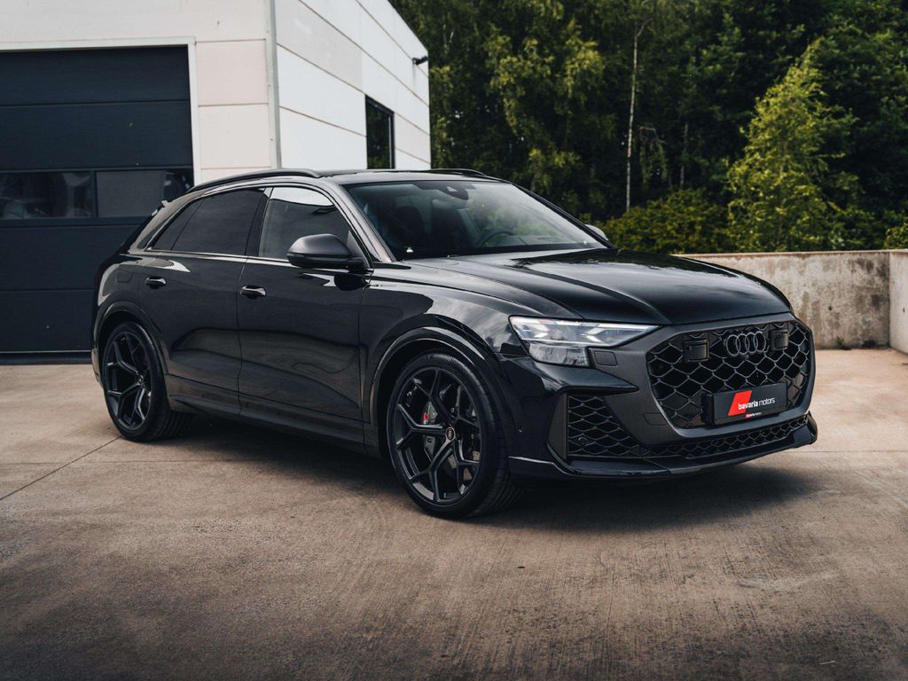 Audi RSQ8