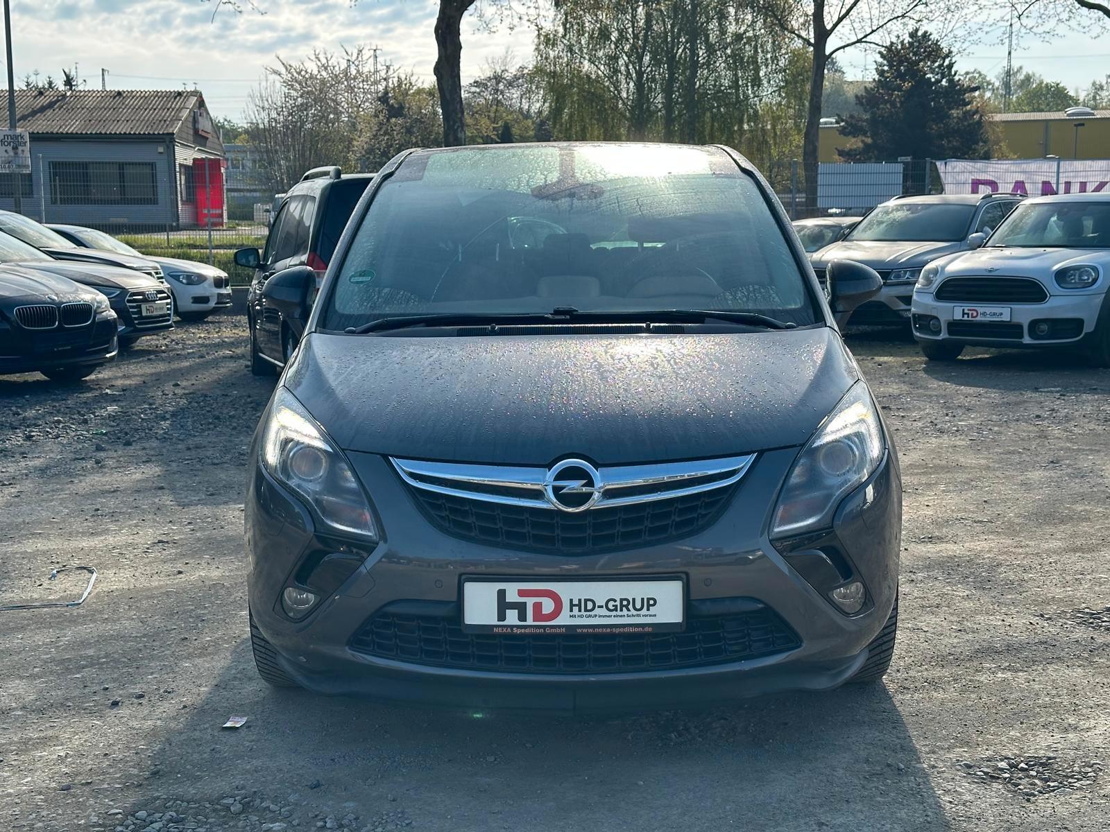 Opel Zafira C Tourer Innovation*PANO*BI-XENON*KAMERA*