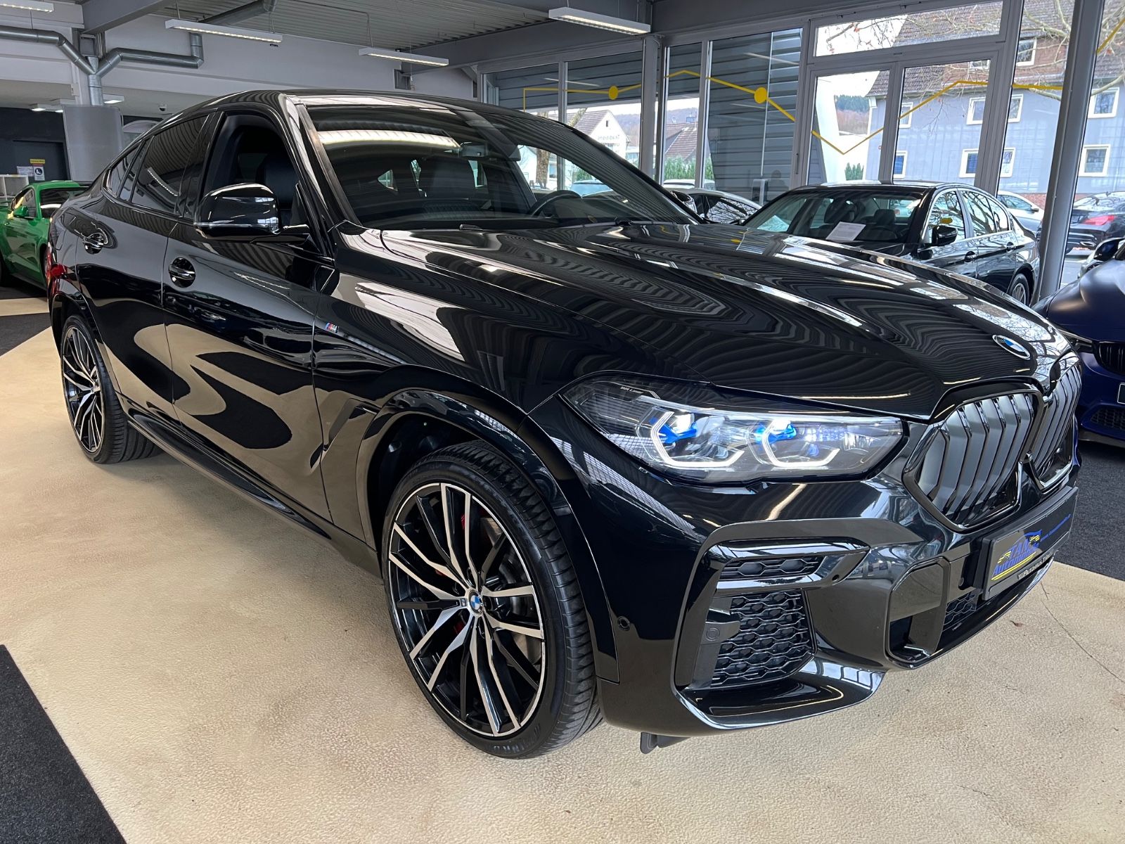 Fahrzeugabbildung BMW X6 xDrive 30 d M Sport * 22" M FELGEN *LASER*