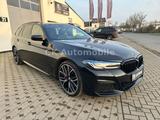 BMW 530d xDrive M-Sport Facelift/Laser/Head-Up/AHK - BMW 5er Reihe: Facelift