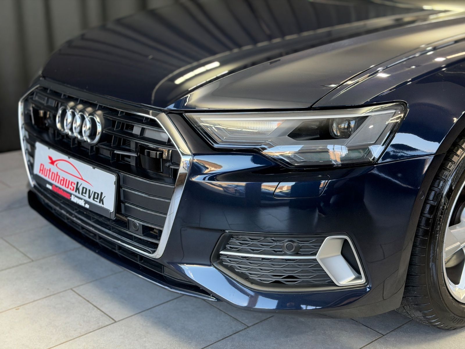 Fahrzeugabbildung Audi A6 Avant 45 TFSI sport|S-TRONIC|LEDER|NAVI|