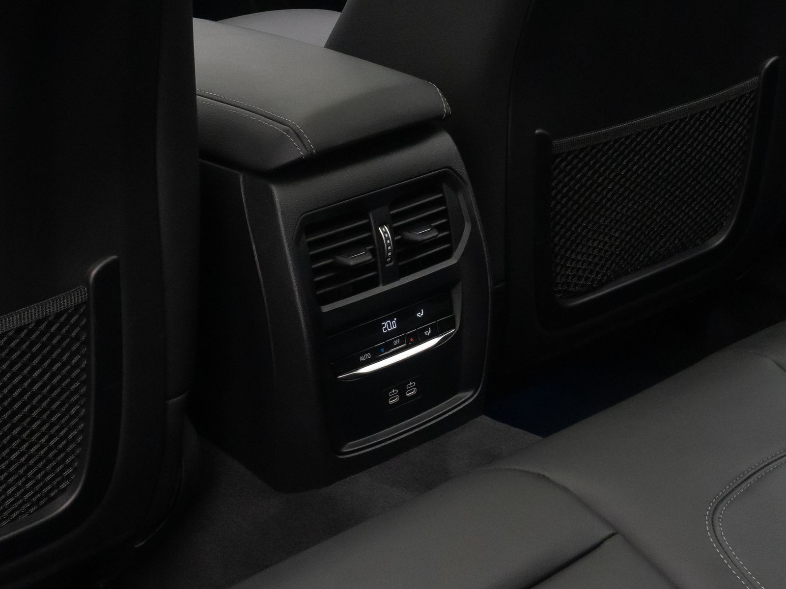 Fahrzeugabbildung BMW M340i xD Panorama 360&deg;HUD DAB H/K Komfort 19Zoll