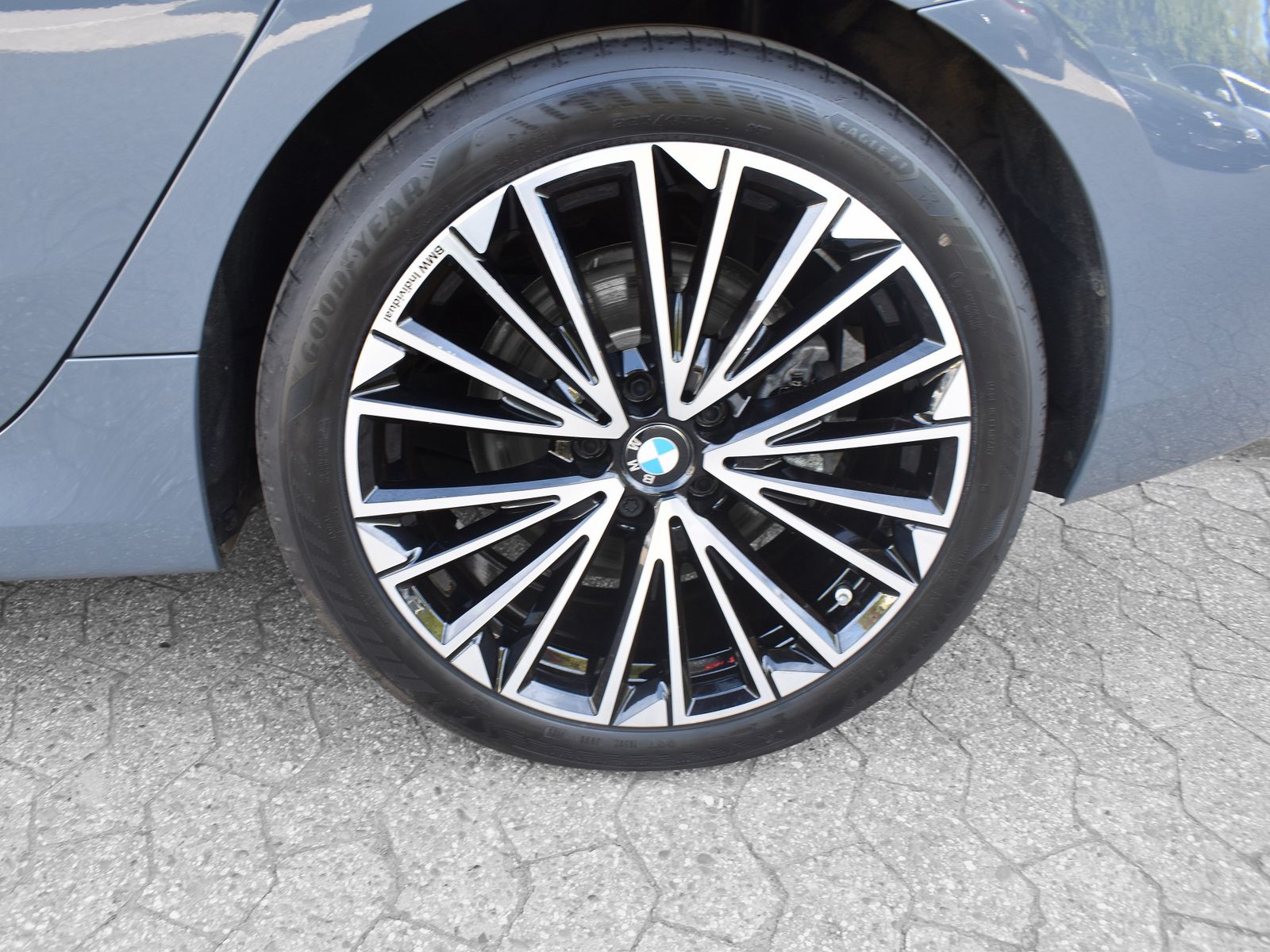 BMW 223d xDrive Active Tourer M Sportpaket Head-Up foto 4